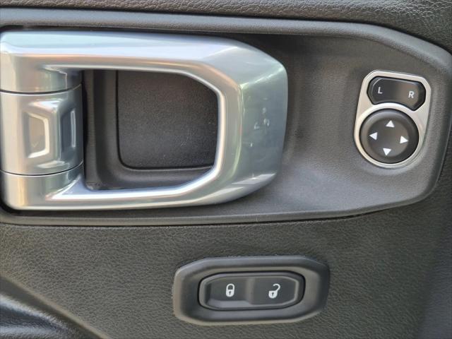 2025 Jeep Wrangler 4-Door Summit 4x4