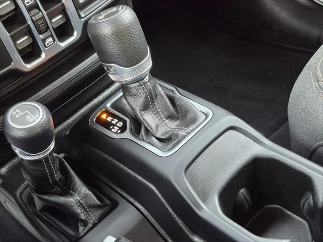 2025 Jeep Wrangler 4-Door Summit 4x4