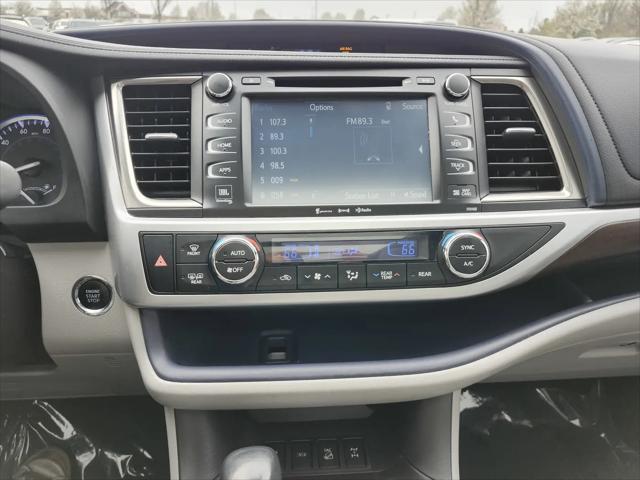 2016 Toyota Highlander Limited V6