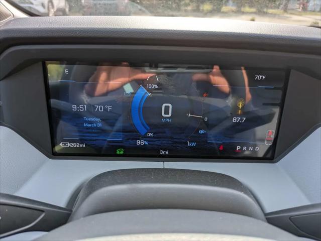 2027 Chevrolet Bolt RS FWD