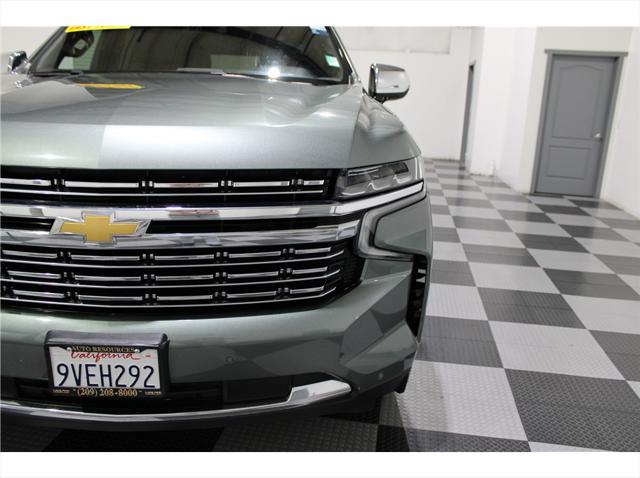 2023 Chevrolet Suburban 4WD Premier