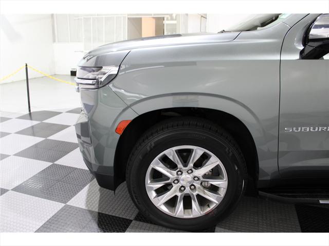 2023 Chevrolet Suburban 4WD Premier