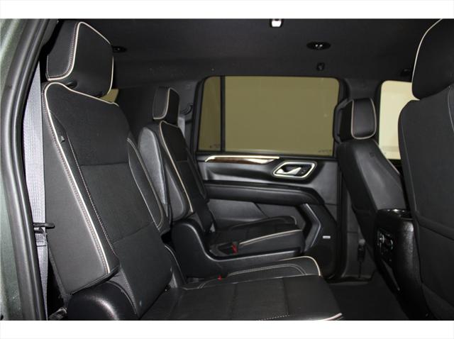 2023 Chevrolet Suburban 4WD Premier