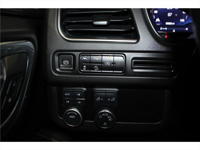 2023 Chevrolet Suburban 4WD Premier