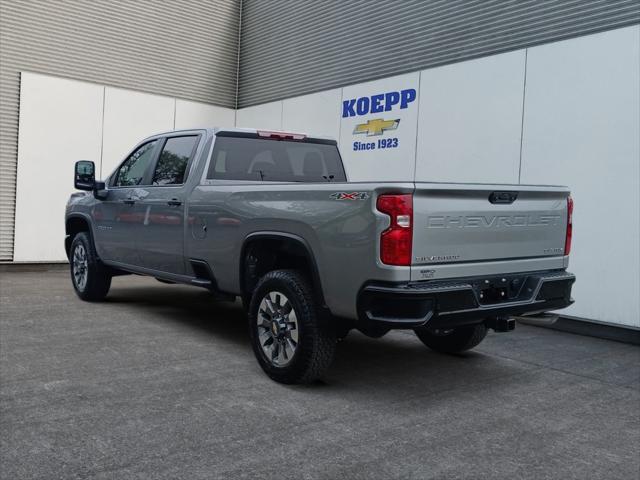 2026 Chevrolet Silverado 2500HD Crew Cab, Long Bed, Custom, 4WD