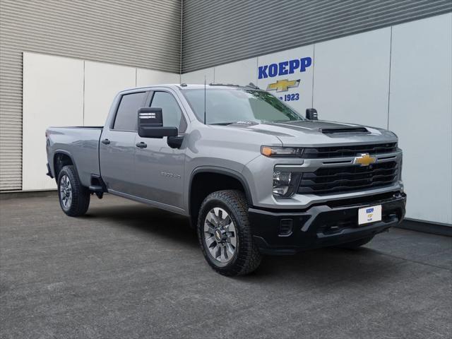 2026 Chevrolet Silverado 2500HD Crew Cab, Long Bed, Custom, 4WD