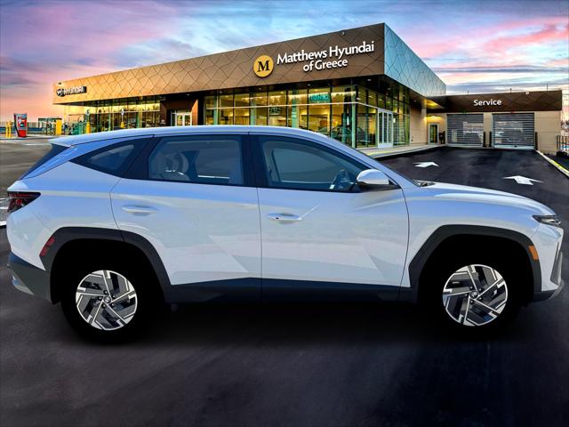 2026 Hyundai Tucson Hybrid Blue SE