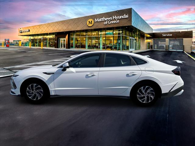 2026 Hyundai Sonata Hybrid Blue