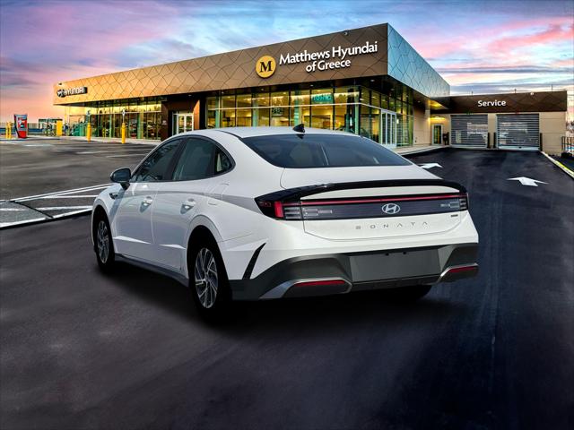 2026 Hyundai Sonata Hybrid Blue
