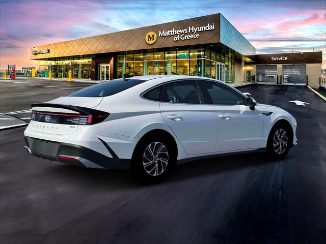 2026 Hyundai Sonata Hybrid Blue