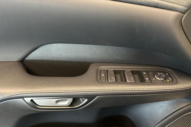 2026 Lexus RX 450h+ Luxury