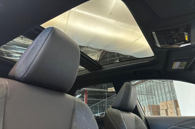 2026 Lexus RX 450h+ Luxury