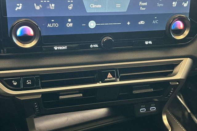 2026 Lexus RX 450h+ Luxury