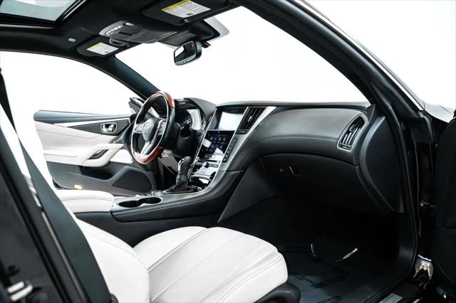2019 INFINITI Q60 3.0t LUXE
