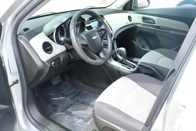 2013 Chevrolet Cruze LS Auto