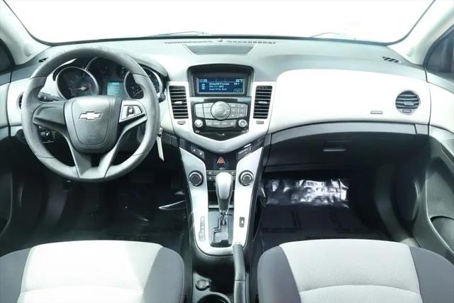 2013 Chevrolet Cruze LS Auto