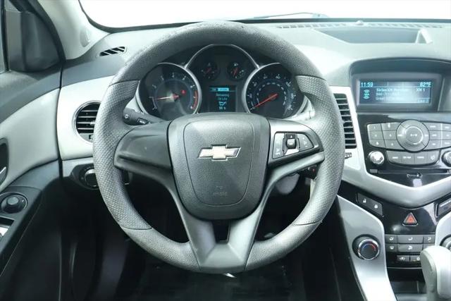 2013 Chevrolet Cruze LS Auto