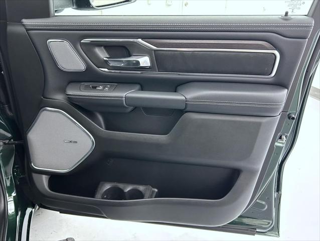 2026 Ram 1500 Laramie Crew Cab 4x4 5'7" Box