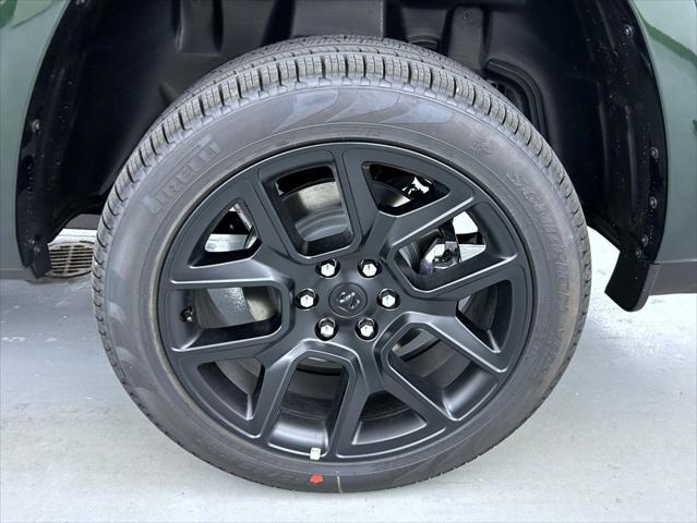 2026 Ram 1500 Laramie Crew Cab 4x4 5'7" Box