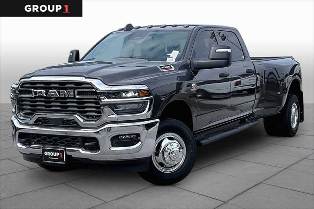 2026 RAM Ram 3500 RAM 3500 TRADESMAN CREW CAB 4X4 8 BOX