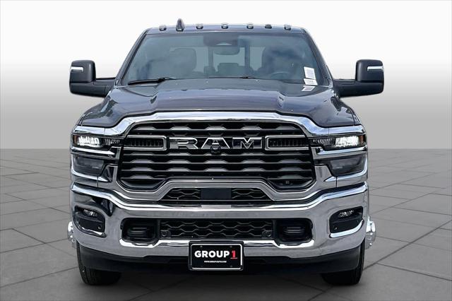 2026 RAM Ram 3500 RAM 3500 TRADESMAN CREW CAB 4X4 8 BOX