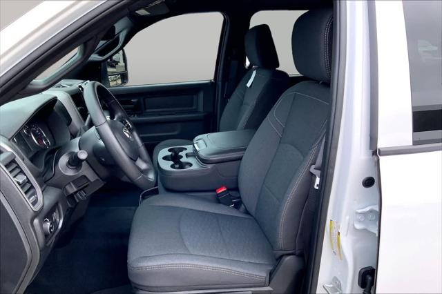 2026 Ram 3500 Tradesman Crew Cab 4x4 8' Box
