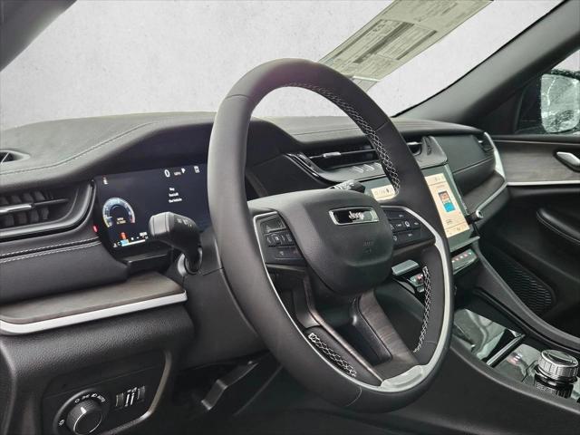 2026 Jeep Grand Cherokee GRAND CHEROKEE LAREDO ALTITUDE 4X2 2026 Jeep Grand Cherokee GRAND CHEROKEE LAREDO ALTITUDE 4X2