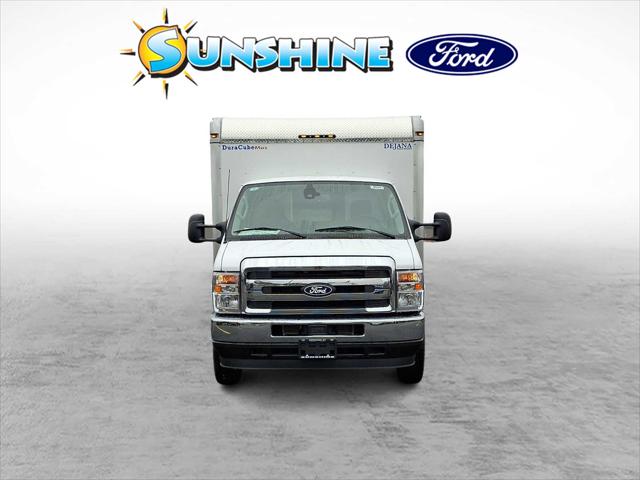 2026 Ford E-350 Cutaway Unknown