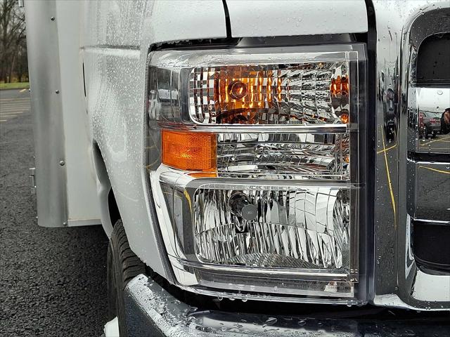 2026 Ford E-350 Cutaway Unknown