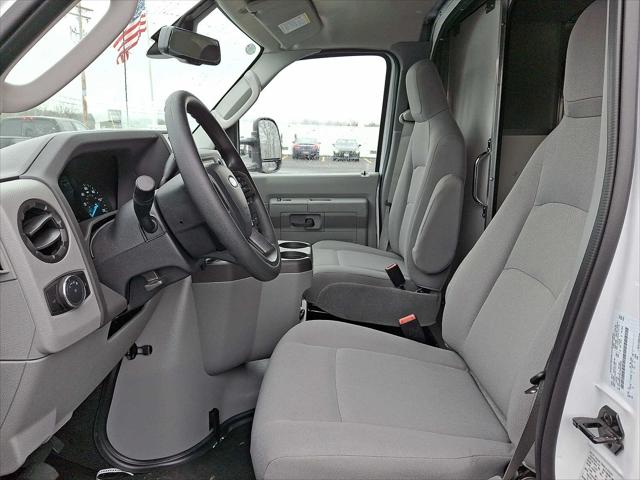 2026 Ford E-350 Cutaway Unknown