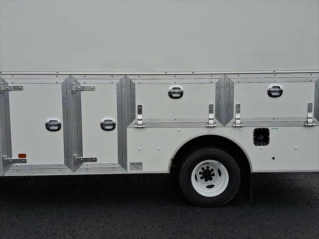 2026 Ford E-350 Cutaway Unknown