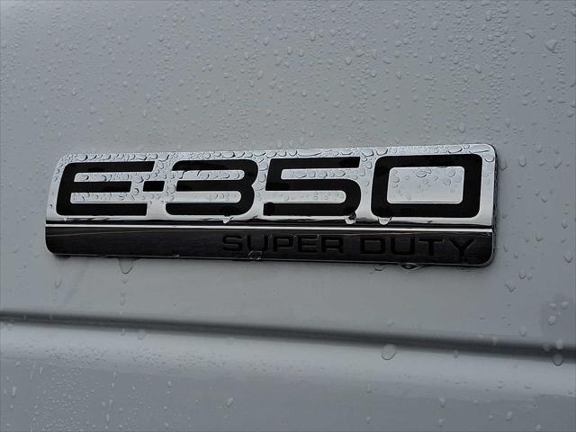 2026 Ford E-350 Cutaway Unknown