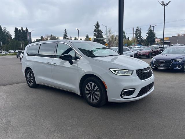 2024 Chrysler Pacifica Hybrid Select for sale in Milwaukie, OR