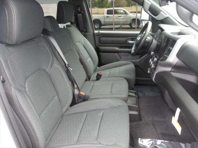2026 Ram 1500 Tradesman Crew Cab 4x4 5'7" Box
