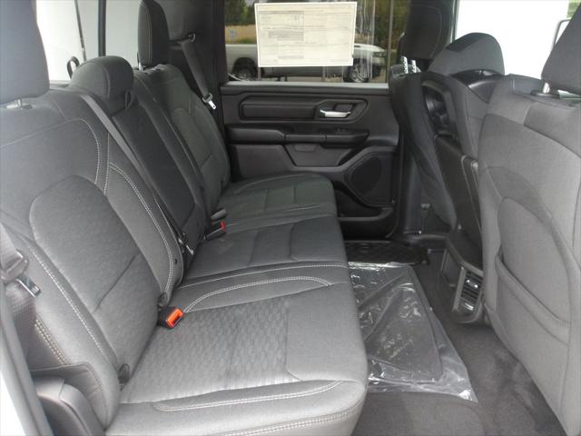 2026 Ram 1500 Tradesman Crew Cab 4x4 5'7" Box
