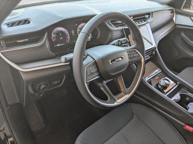 2026 Jeep Grand Cherokee GRAND CHEROKEE LAREDO 4X2