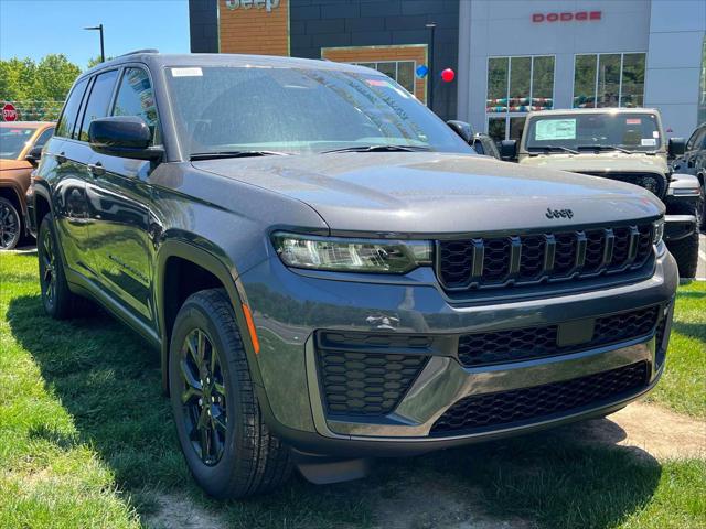 2026 Jeep Grand Cherokee GRAND CHEROKEE LAREDO ALTITUDE 4X4 2026 Jeep Grand Cherokee GRAND CHEROKEE LAREDO ALTITUDE 4X4