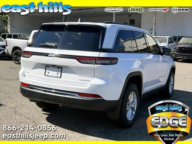 2026 Jeep Grand Cherokee GRAND CHEROKEE LAREDO X 4X4
