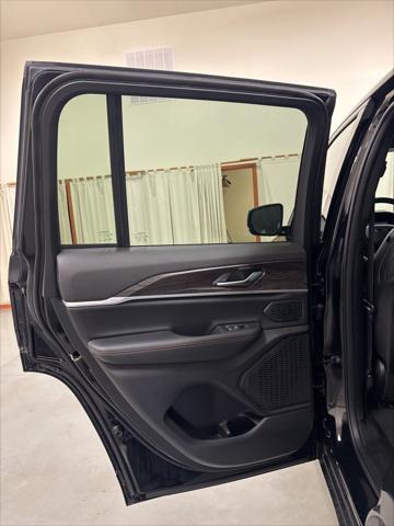 2026 Jeep Grand Cherokee 85th Anniversay Edition 4x4