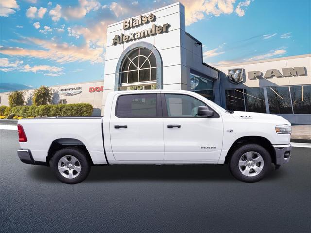 2026 RAM Ram 1500 RAM 1500 TRADESMAN CREW CAB 4X4 57 BOX