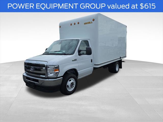 2027 Ford E-Series Cutaway Base