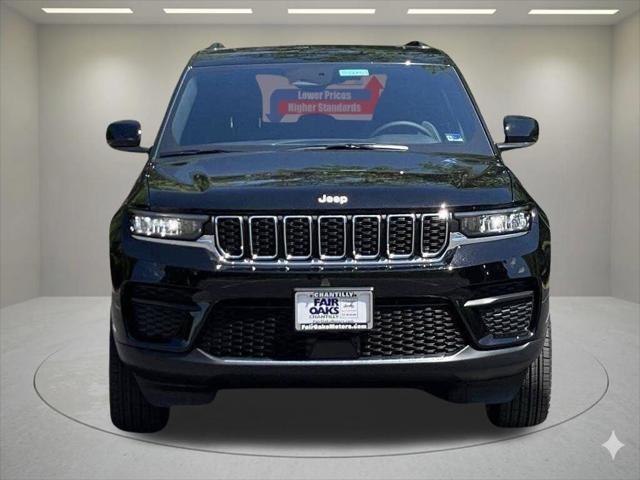 2026 Jeep Grand Cherokee GRAND CHEROKEE LAREDO X 4X4 2026 Jeep Grand Cherokee GRAND CHEROKEE LAREDO X 4X4