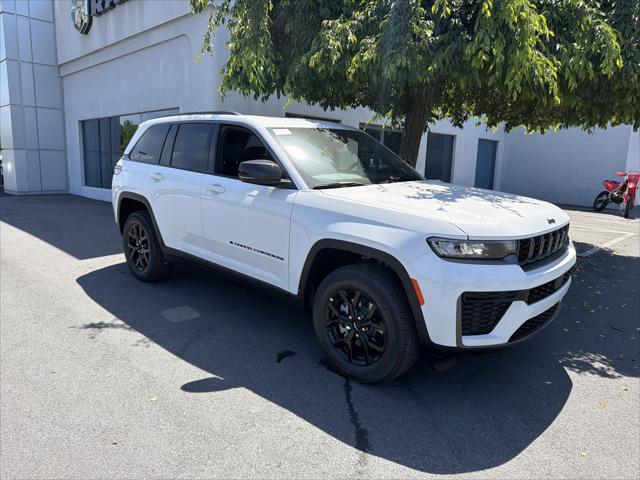 2026 Jeep Grand Cherokee Altitude 4x4 for sale in State College, PA