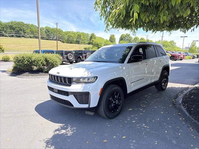 2026 Jeep Grand Cherokee Altitude 4x4