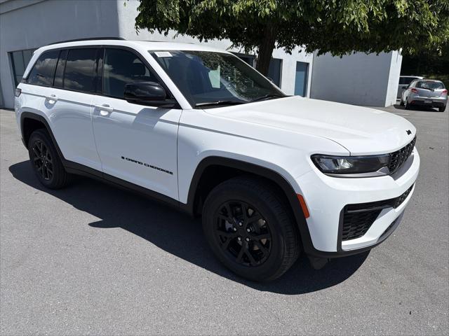2026 Jeep Grand Cherokee GRAND CHEROKEE LAREDO ALTITUDE 4X4 2026 Jeep Grand Cherokee GRAND CHEROKEE LAREDO ALTITUDE 4X4