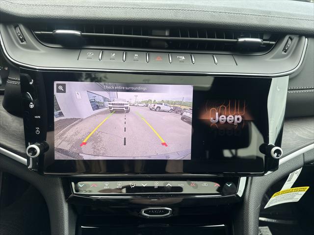 2026 Jeep Grand Cherokee Altitude 4x4