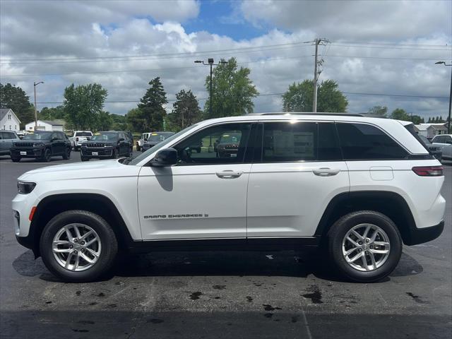 2026 Jeep Grand Cherokee Altitude 4x4