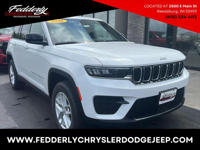 2026 Jeep Grand Cherokee GRAND CHEROKEE LAREDO X 4X4