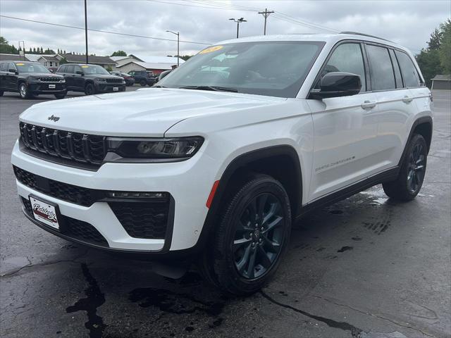 2026 Jeep Grand Cherokee 85th Anniversay Edition 4x4