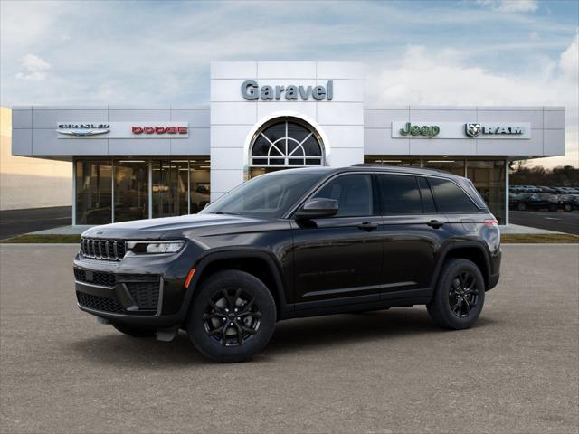 2026 Jeep Grand Cherokee GRAND CHEROKEE LAREDO ALTITUDE 4X4